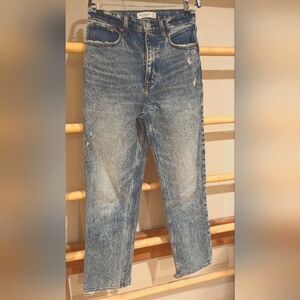 Abercrombie and Fitch Ultra High Rise jeans. Not new, good condition.
